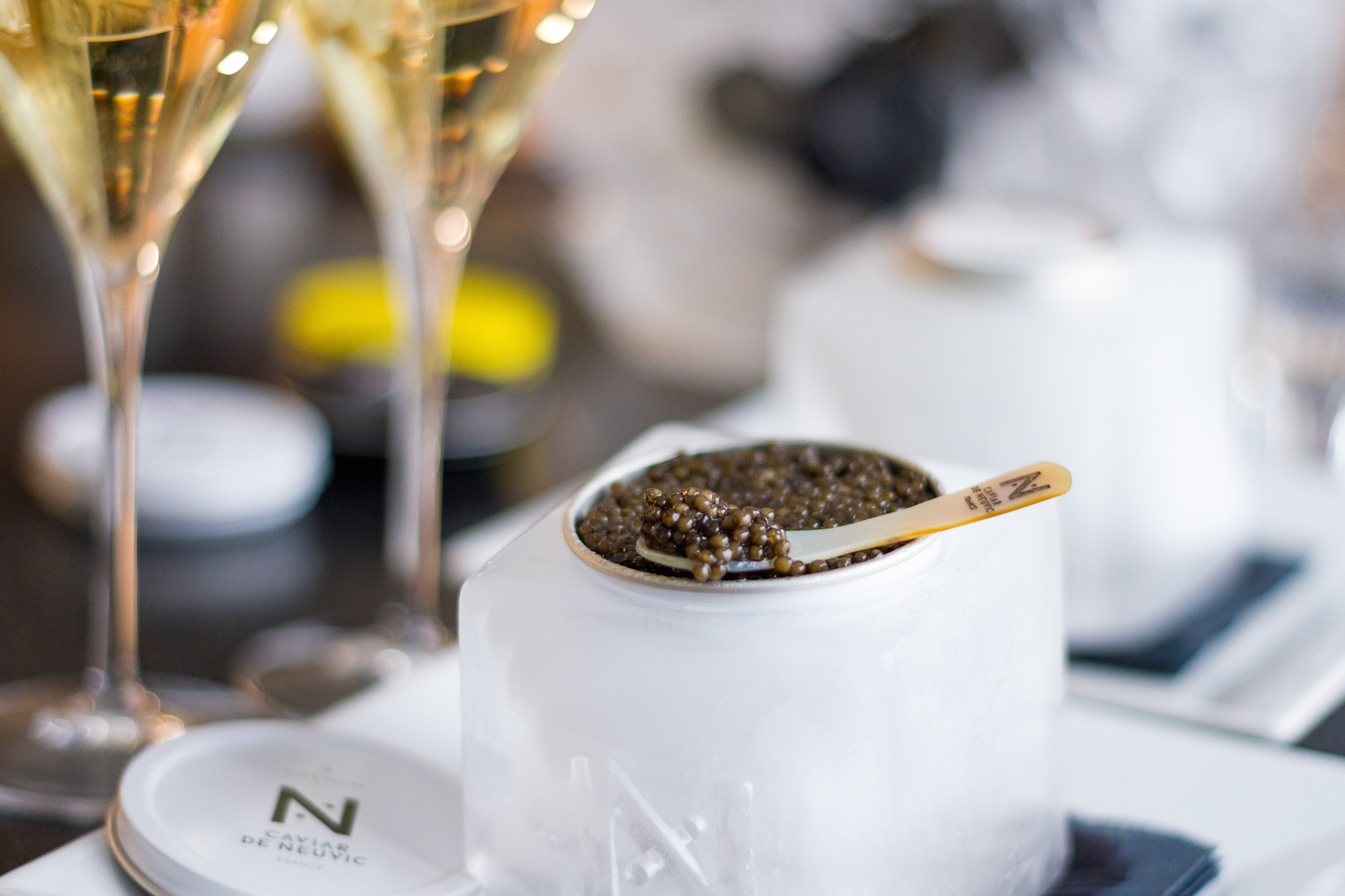 49-caviar-de-neuvic-hugo-caviar.jpg