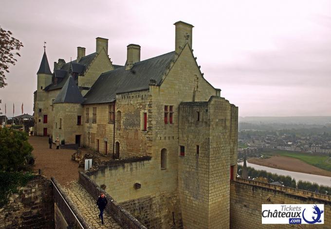 Forteresse-de-chinon-logo