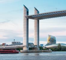 101-bordeaux_river_cruise_pont_chaban_delmas_1.jpg