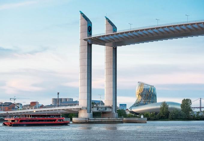 101-bordeaux_river_cruise_pont_chaban_delmas_1.jpg