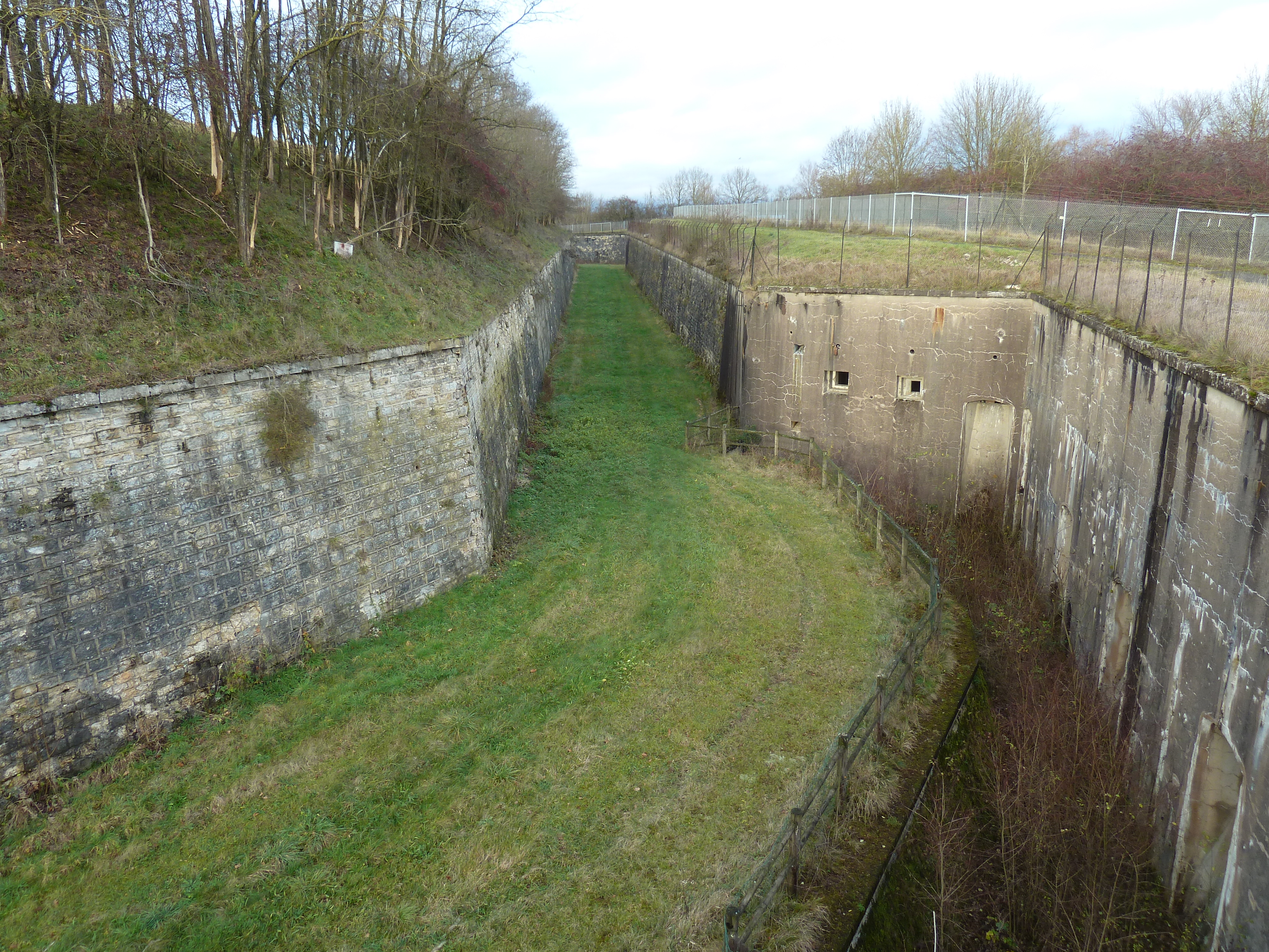 319-fort-de-vezelois.jpg