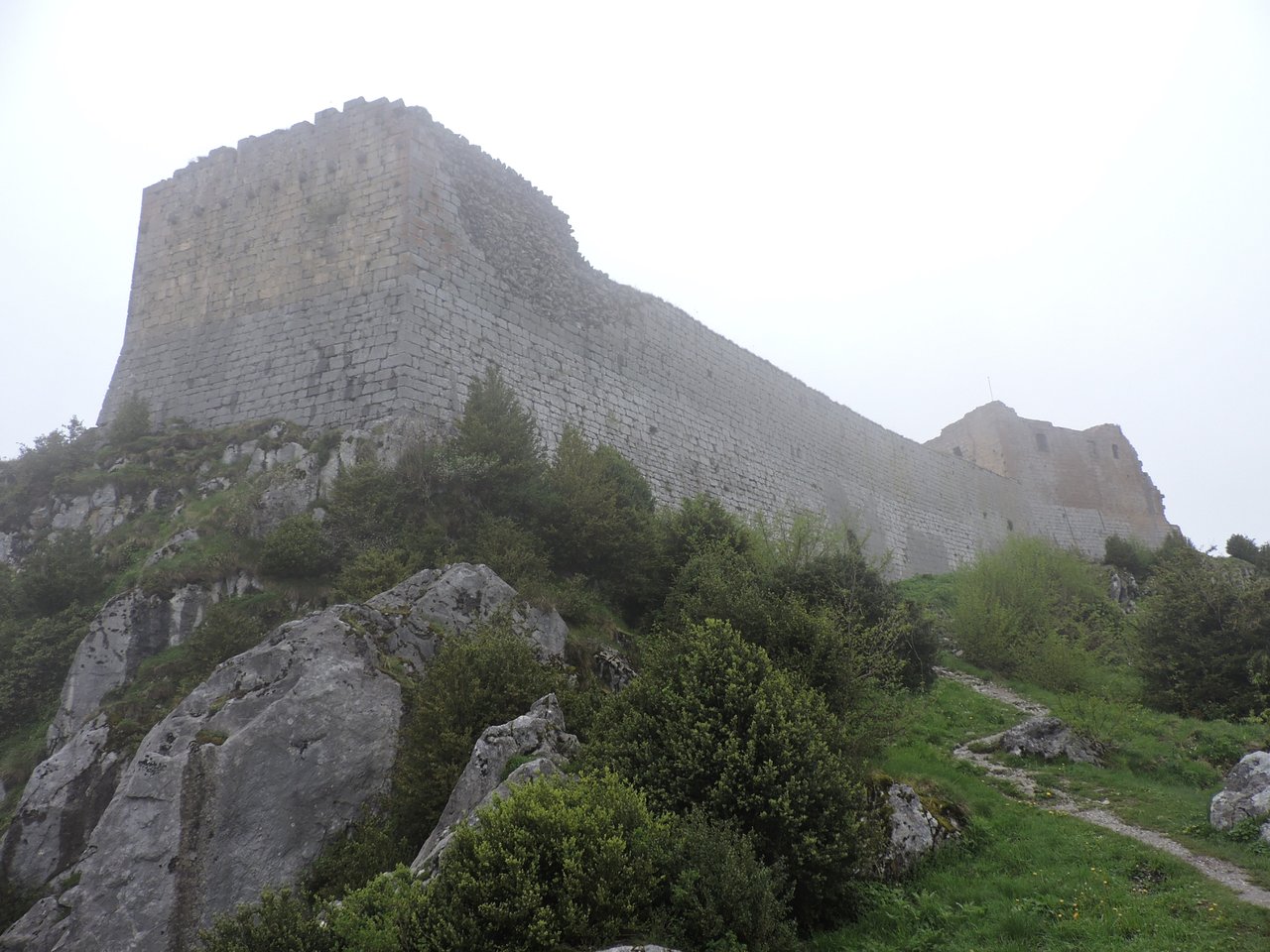 338-chateau-de-montsegur.jpg