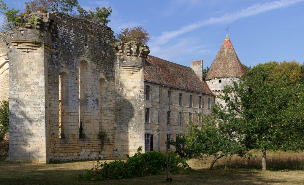 492-saint-martin-l'ars_86_abbaye_la_reau.jpg