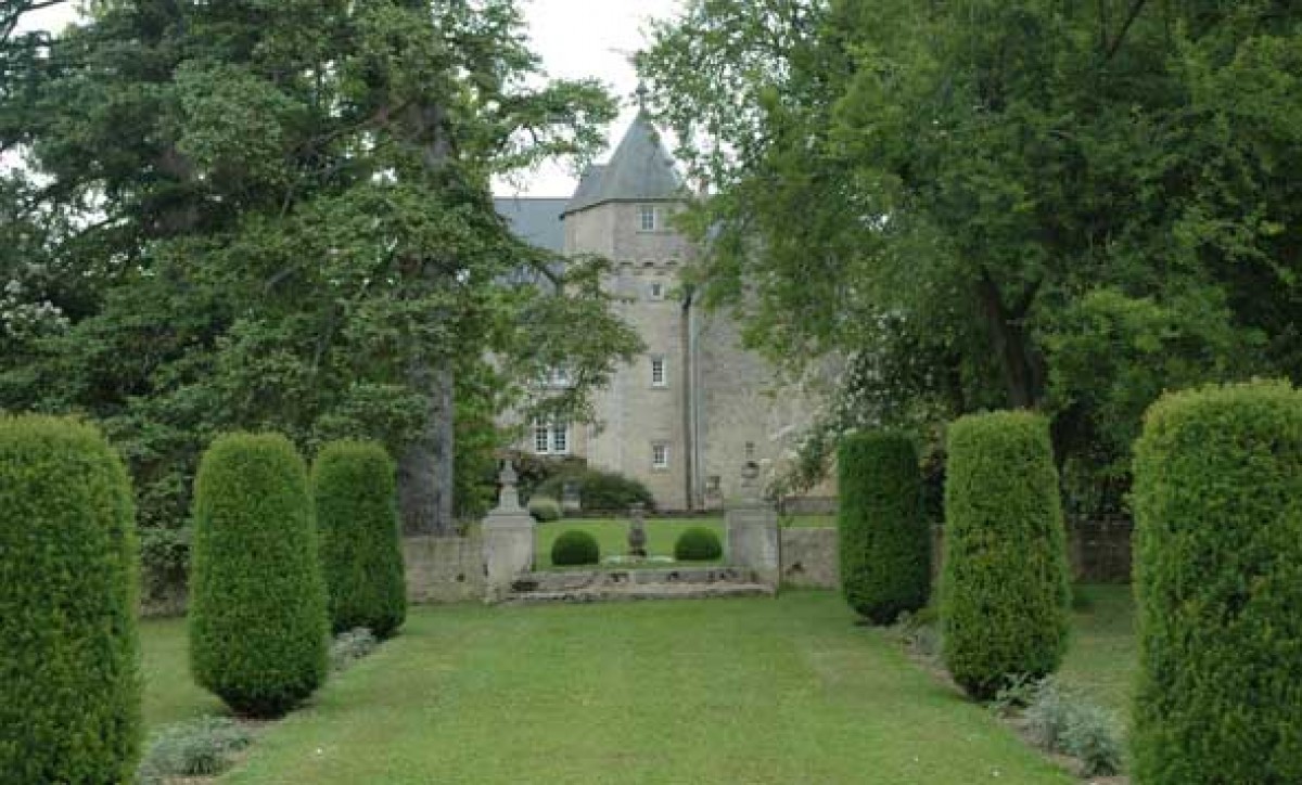 594-chateau-du-mirail-sarthe.jpg