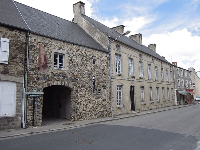 747-maison-de-jules-barbey-d'aurevilly-normandie.jpg