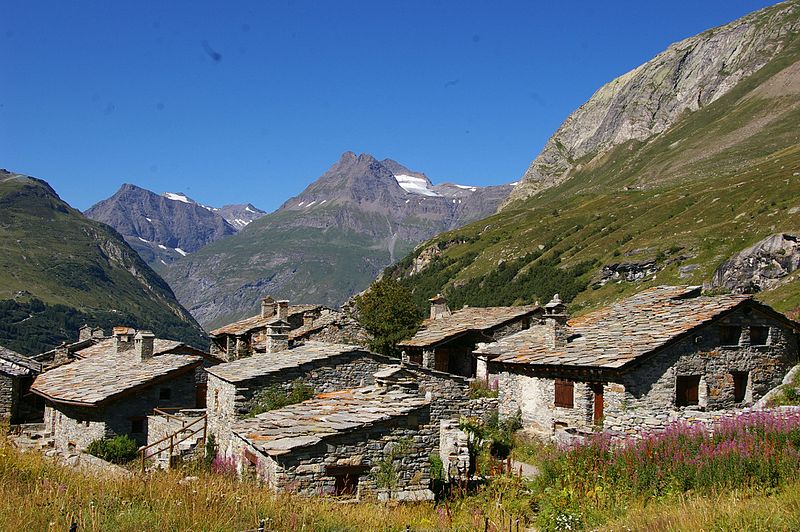 1037-bonneval-sur-arc-plus-beaux-villages-de-france-savoie.jpg