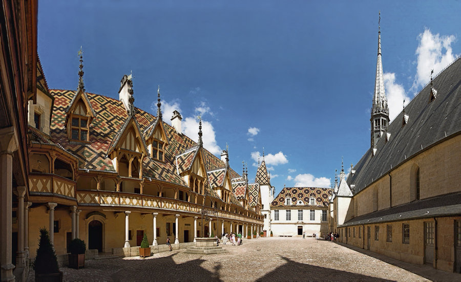 1145-hospice-de-beaune-cote-d'or.jpg