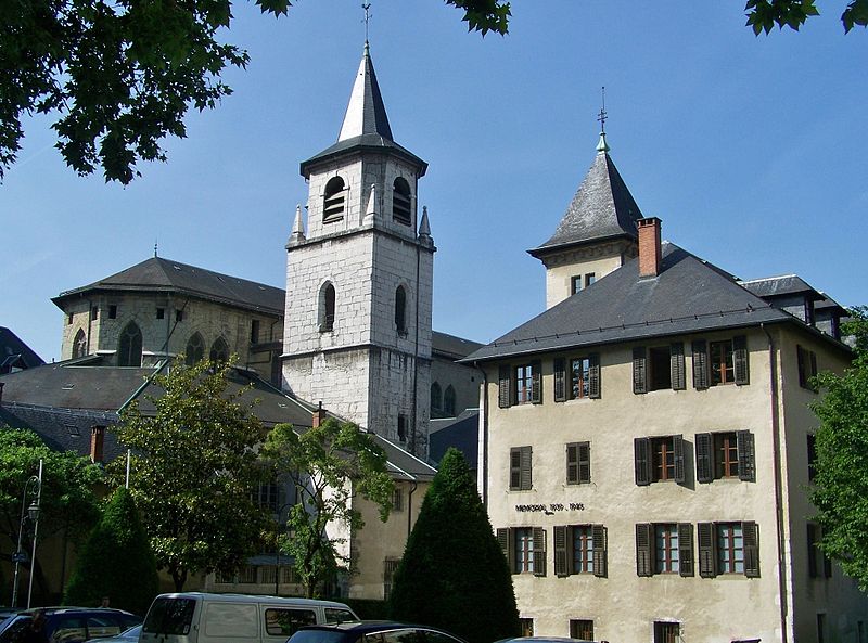 1176-cathedrale-et-musee-savoisien-chambery.jpg