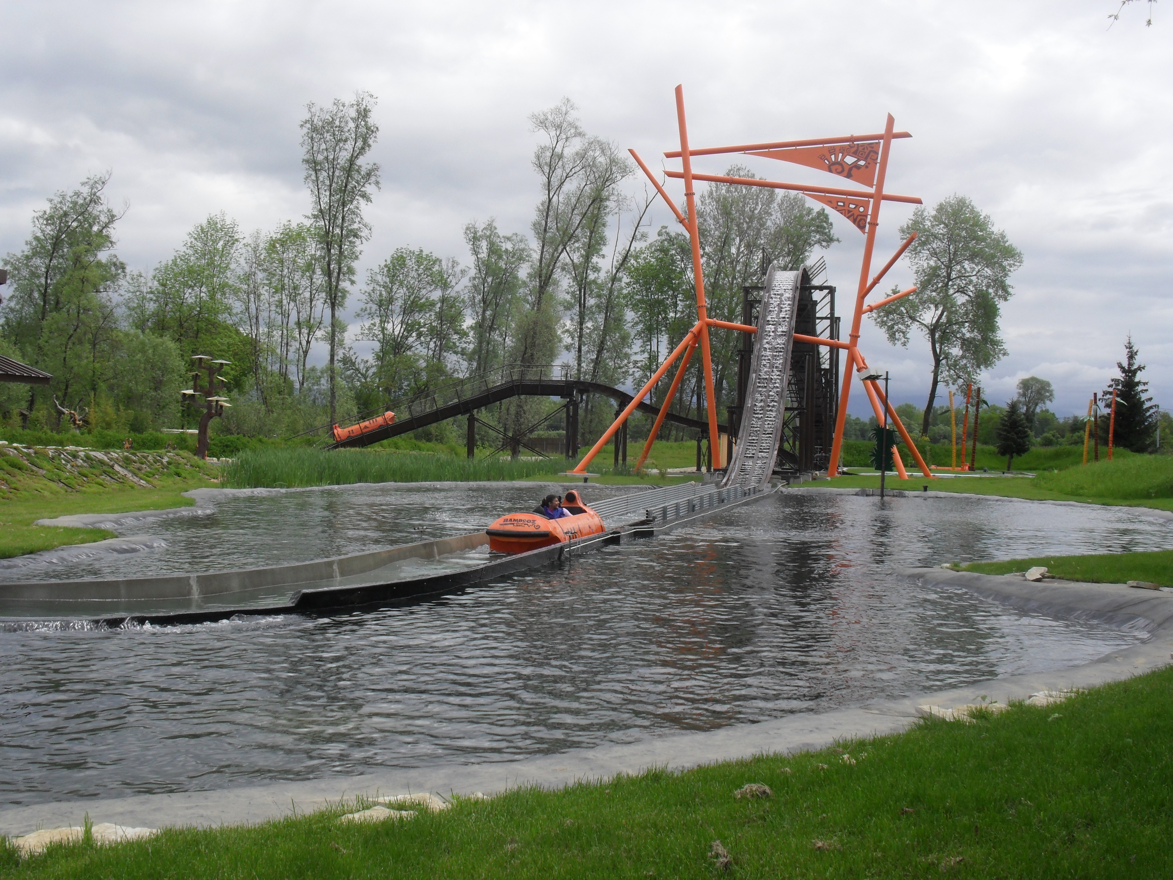 1258-walibi_rhone-alpes-les-avenieres--isere.jpg