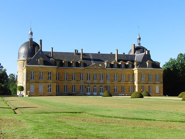 1295-chateau-de-digoine-saone-et-loire.jpg