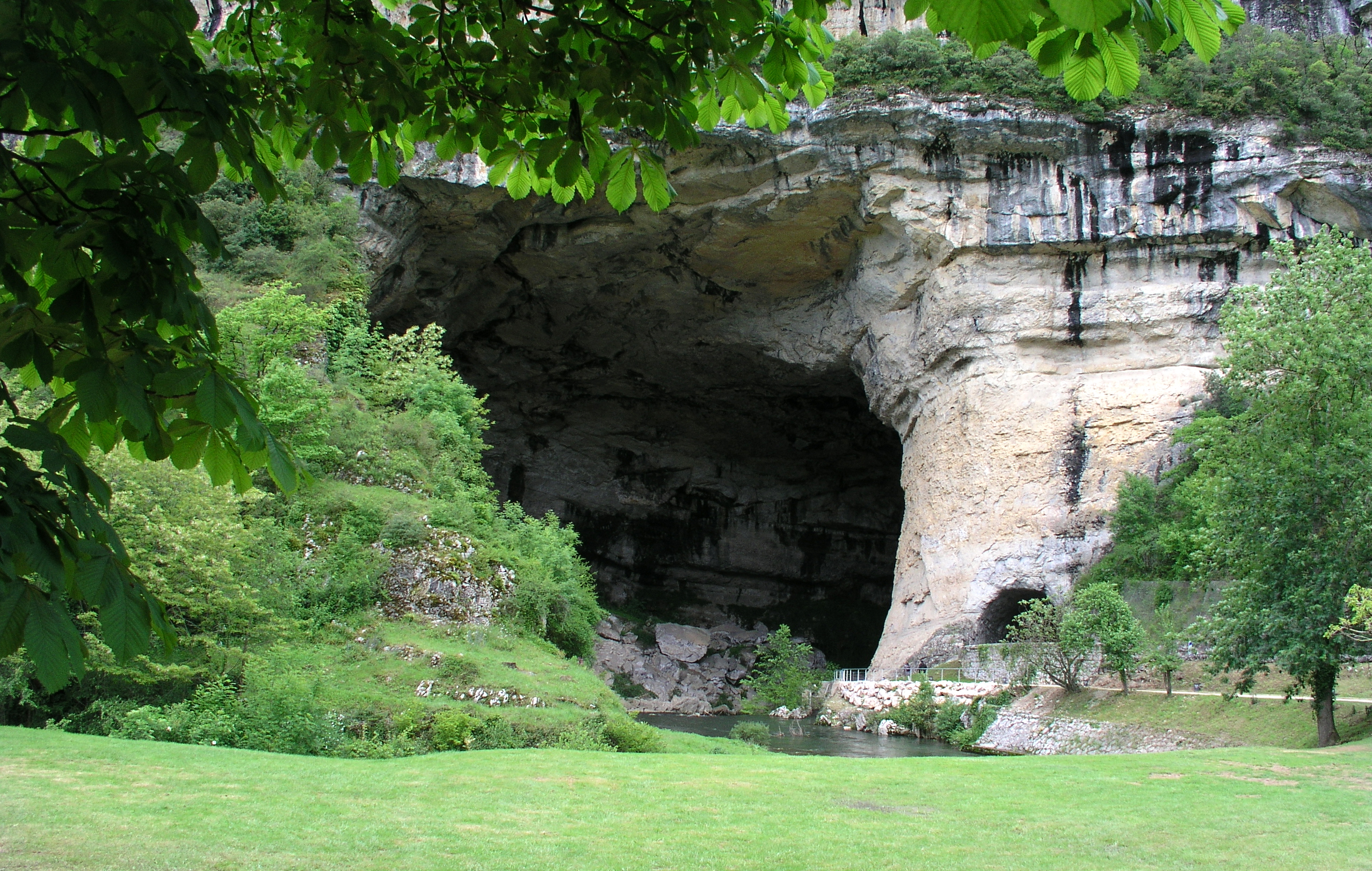 1434-grotte-du-mas-d-azil-ariege.jpg
