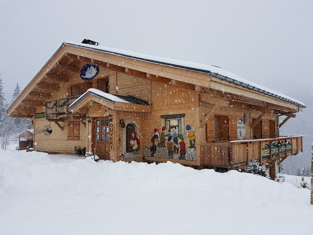 1498-maison-des-contes-de-fees-savoie.jpg