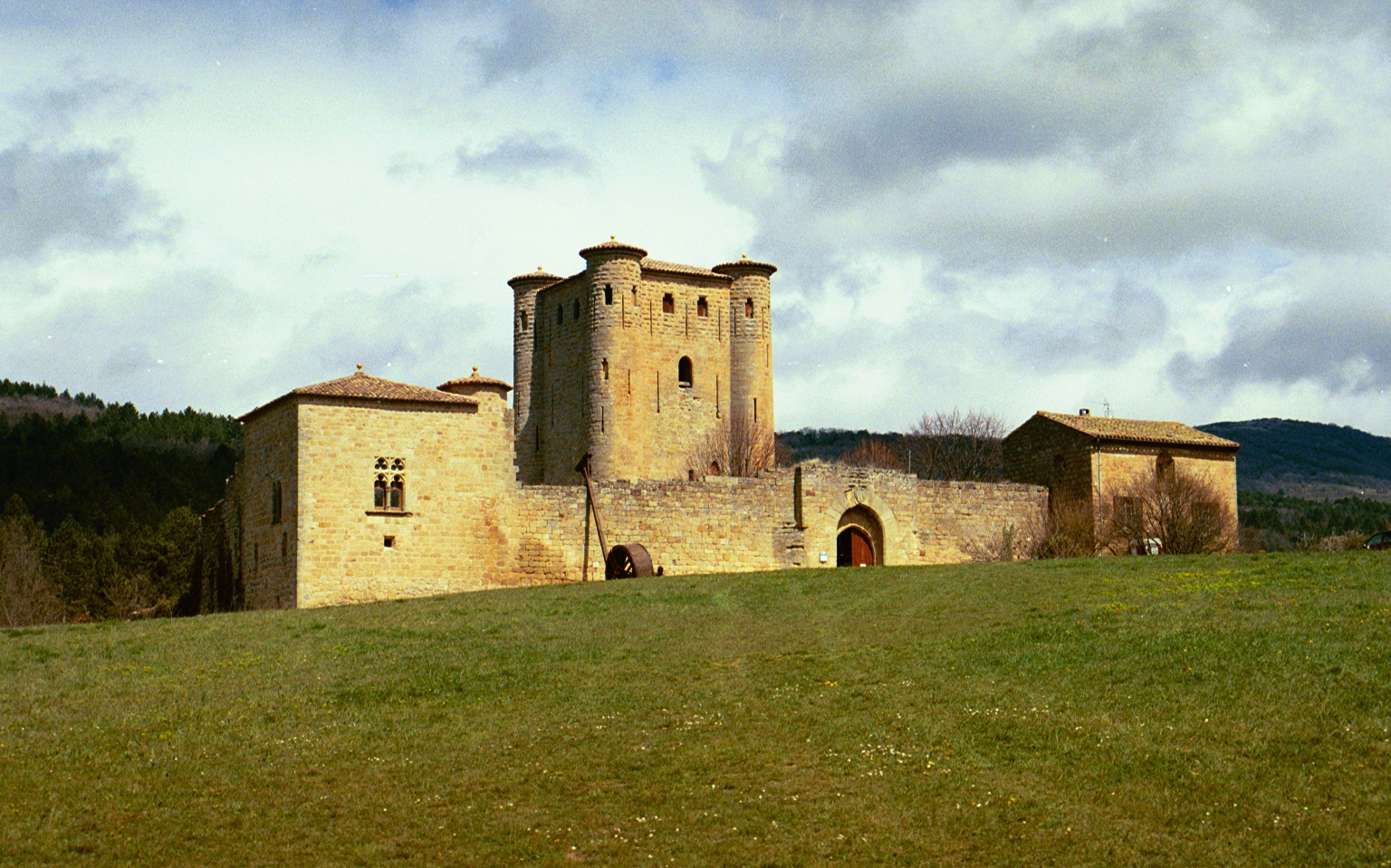 1548-chateau-d-arques-aude.jpg