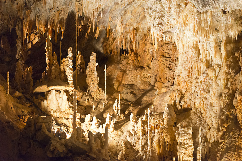 1577-grottes-gouffre-cabrespine-aude.jpg