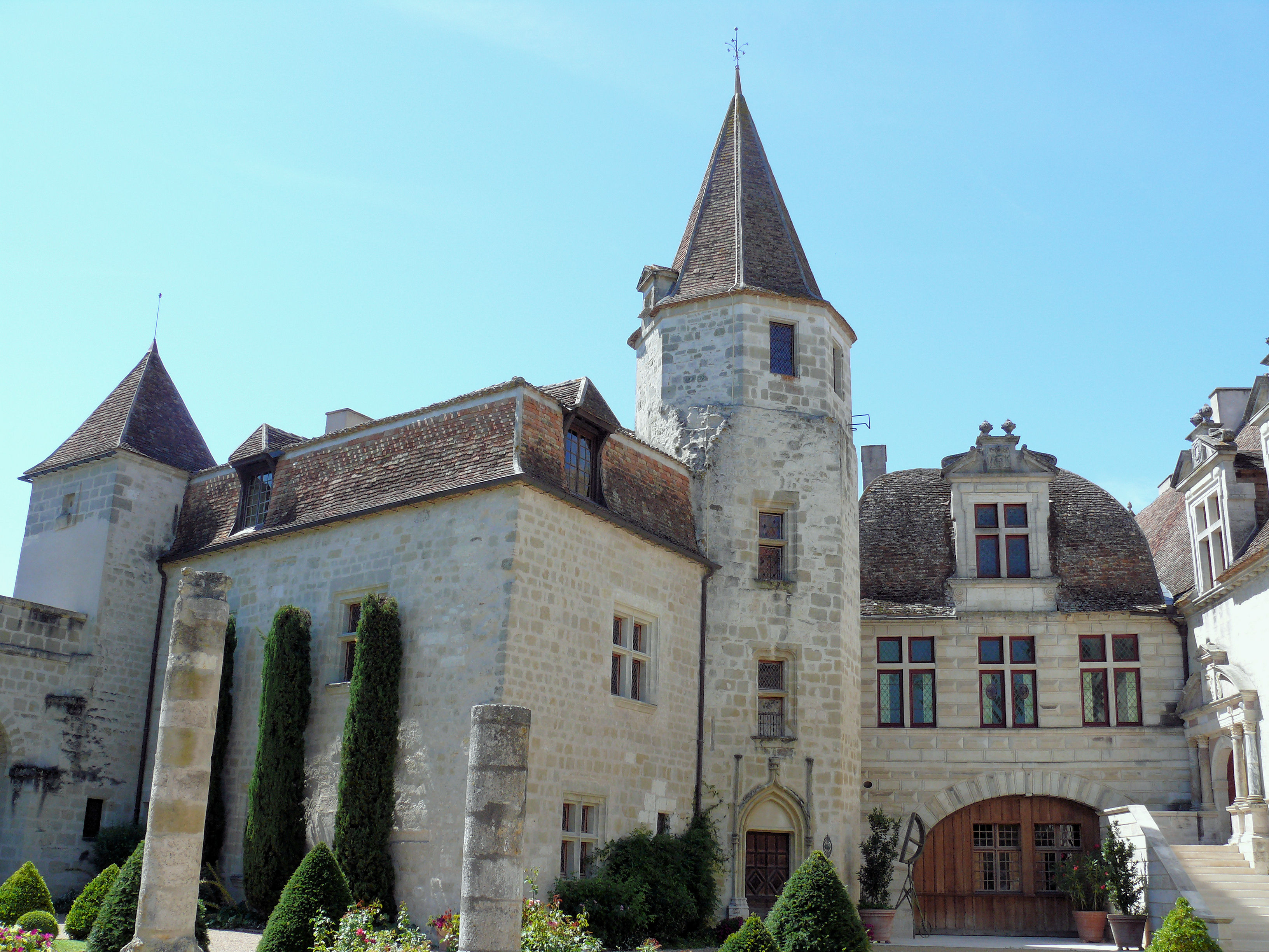 1594-lauzun-chateau-47.jpg