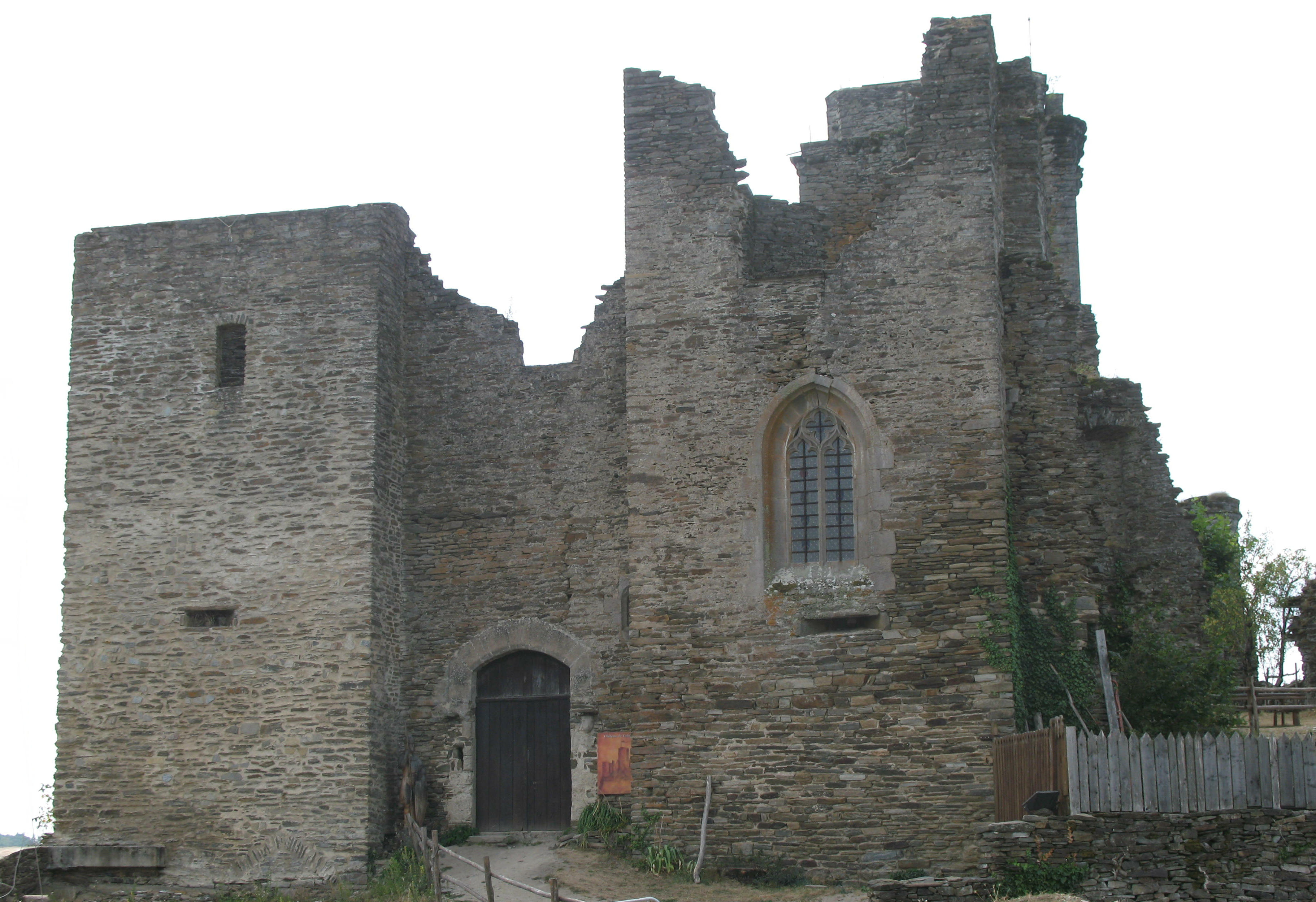 1608-chateau-de-valon-aveyron.jpg