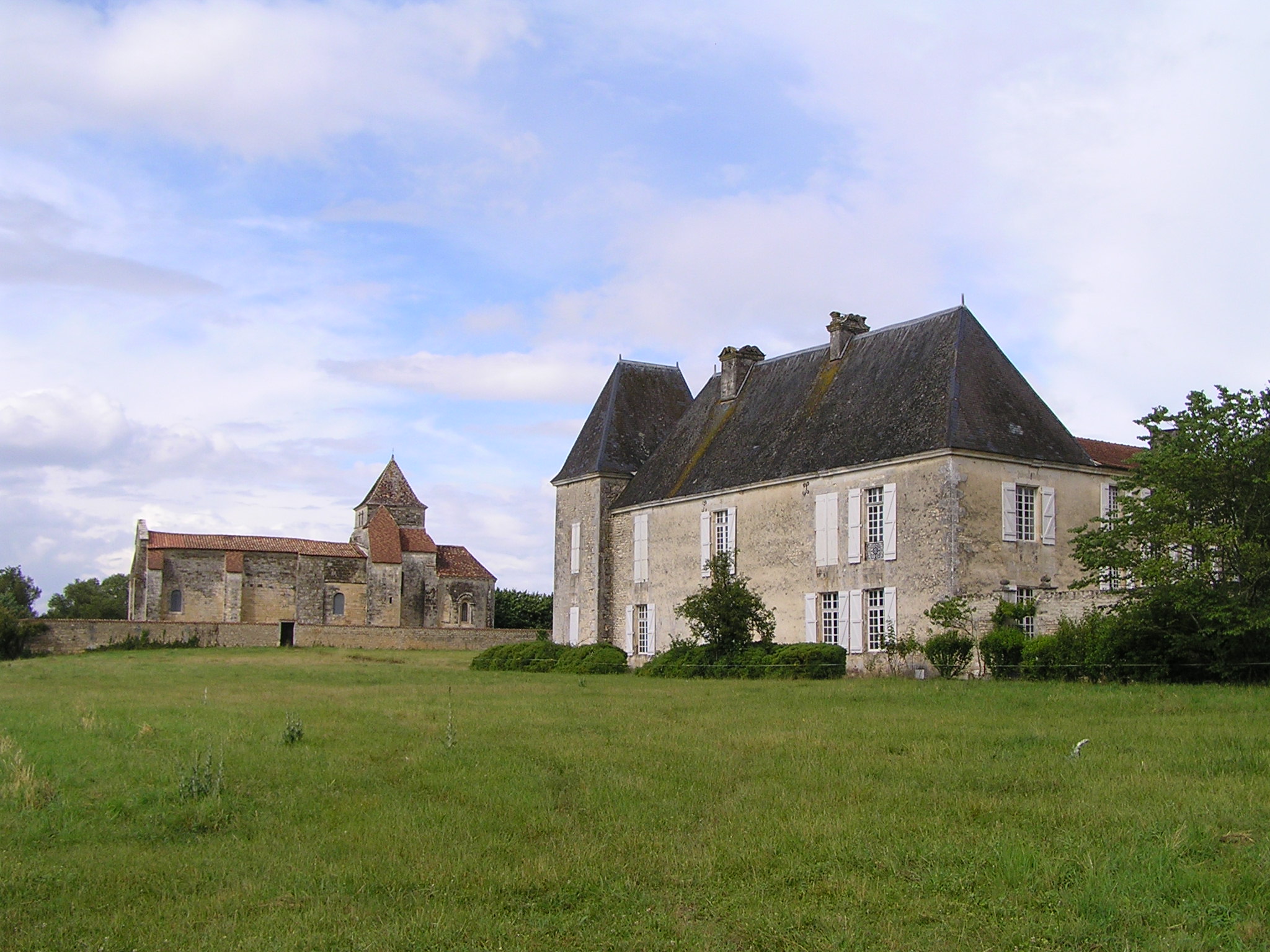 1761-chateau-balzac-charente.jpg