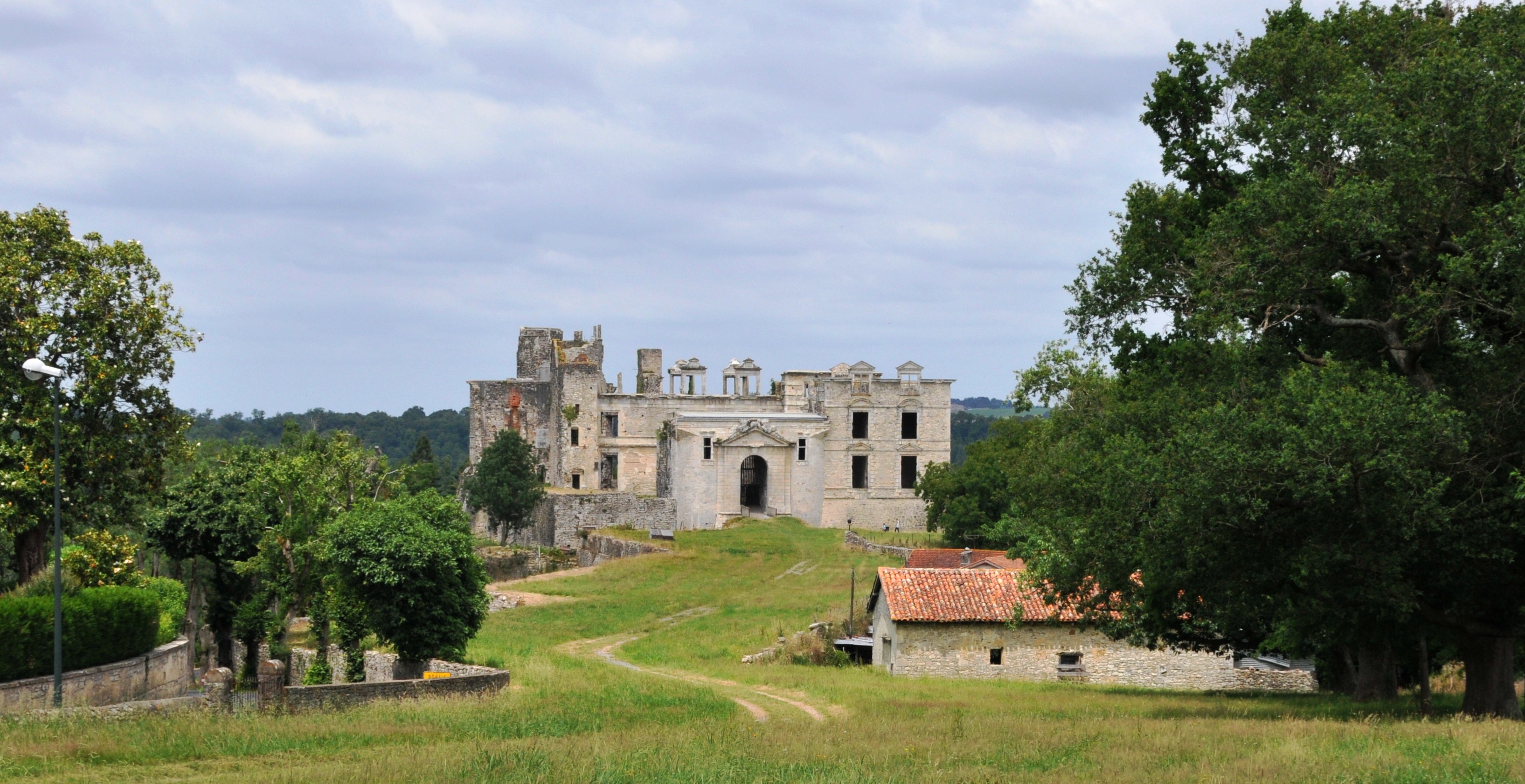 1814-bidache-gramont-chateau-64.jpg