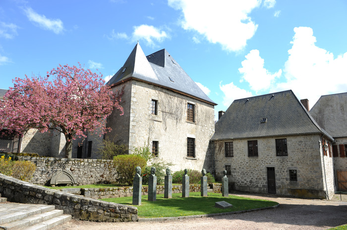 2054-musee-pays-d-ussel-correze.jpg