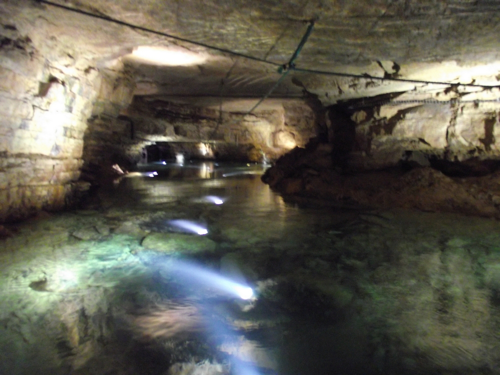 2091-grotte-de-beze-cote-dor.jpg