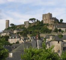 1013-turenne-plus-beaux-villages-de-france-correze.jpg