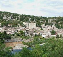 1022-vogue-plus-beaux-villages-de-france-ardeche.jpg