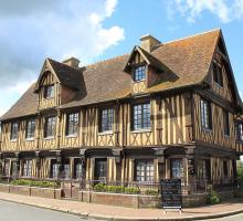 1034-beuvron-en-auge-plus-beaux-villages-de-france-calavados.jpg