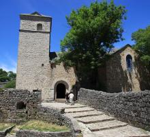 1047-la-couvertoirade-plus-beaux-villages-de-france-aveyron.jpg
