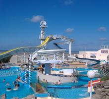 1053-aqualud_62.jpg