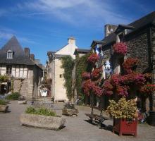 1083-rochefort-en-terre-plus-beaux-villages-de-france-morbihan.jpg