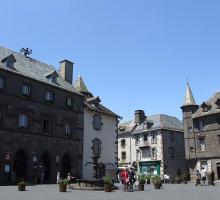 995-salers-plus-beaux-villages-de-france-cantal.jpg