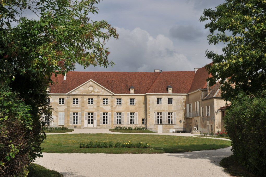 820-chateau-de-gudmont-haute-marne.jpg