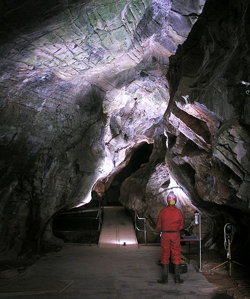 grotte aze saône et loire - grotte azé 71