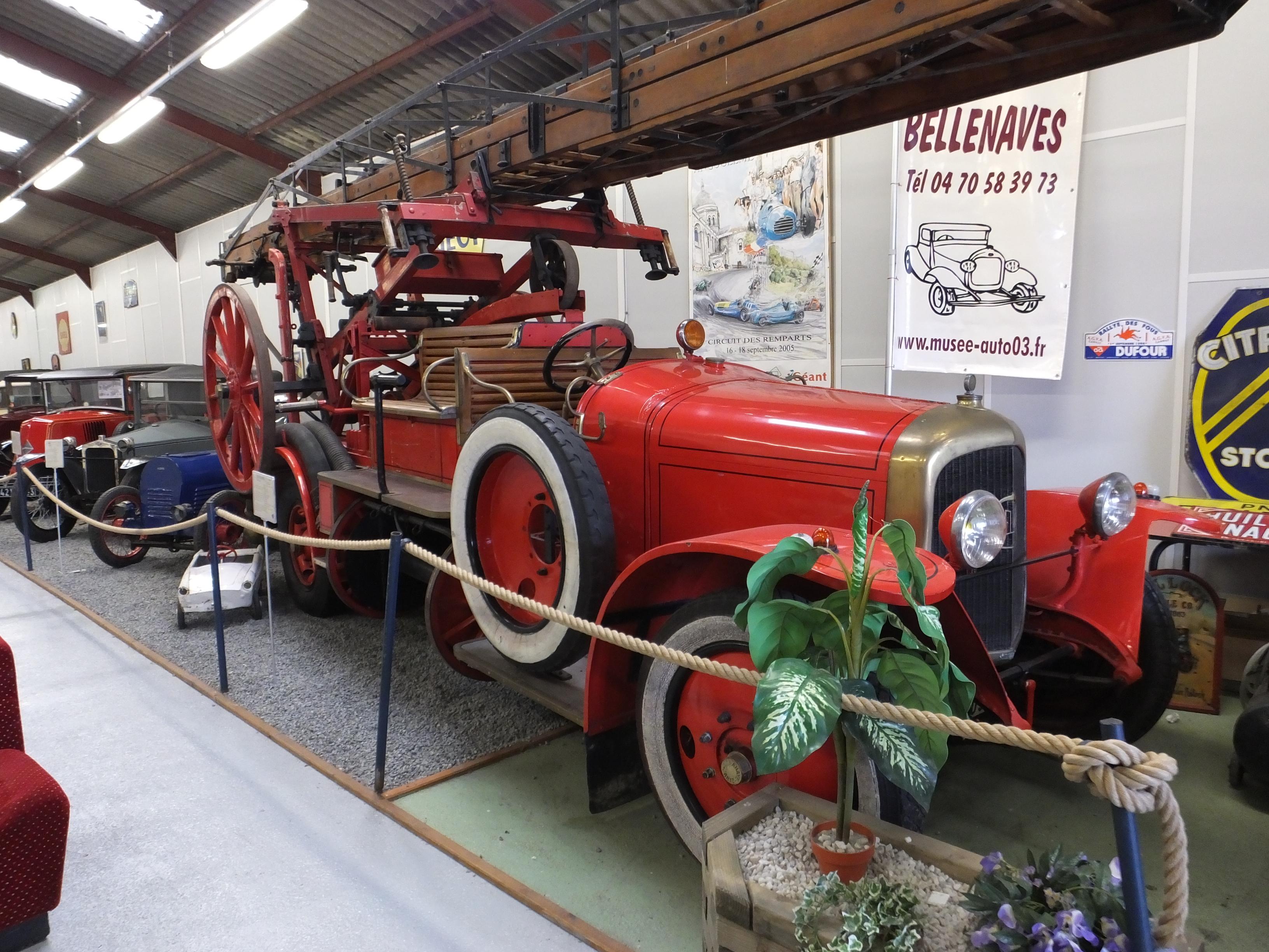 850-musee_automobiles_bellenaves-allier.jpg