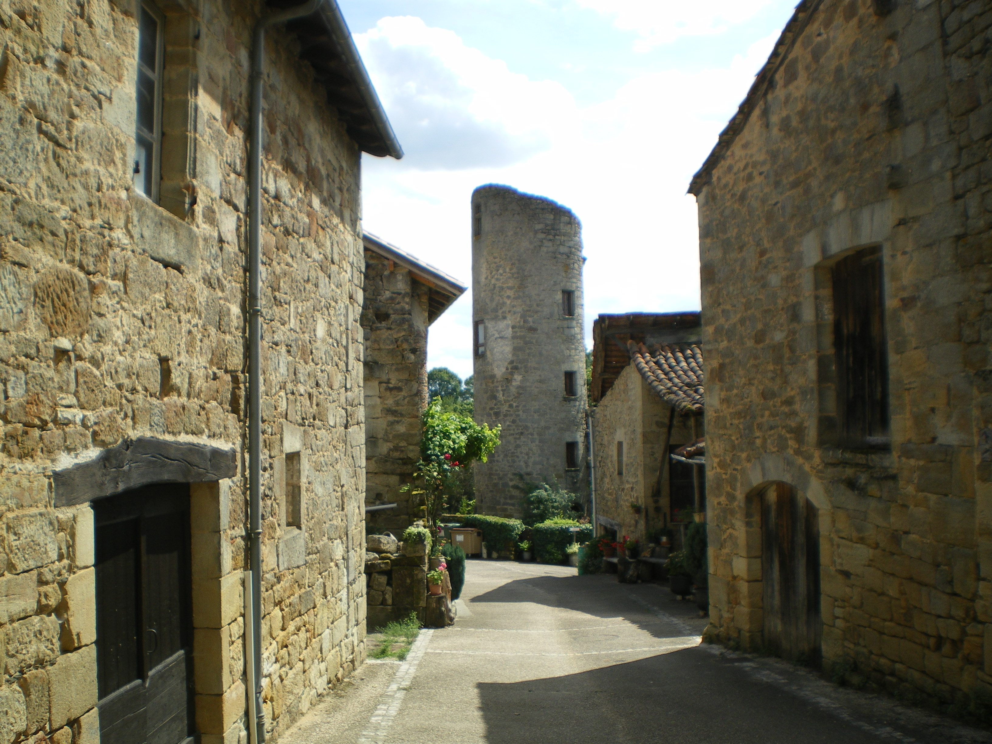 890-cardaillac-plus-beaux-villages-de-france-lot.jpg