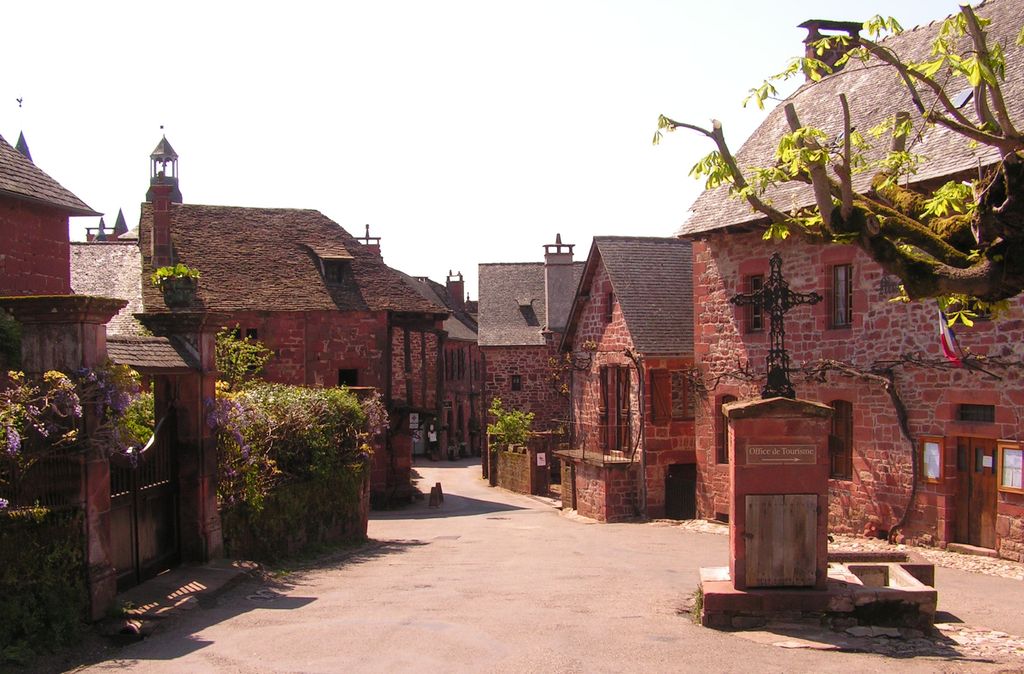 906-collonges-la-rouge-plus-beaux-villages-de-france-correze.jpg