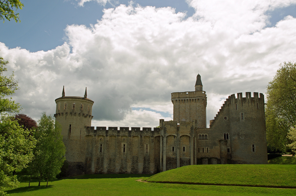 913-chateau-guillaume-lignac-indre.jpg