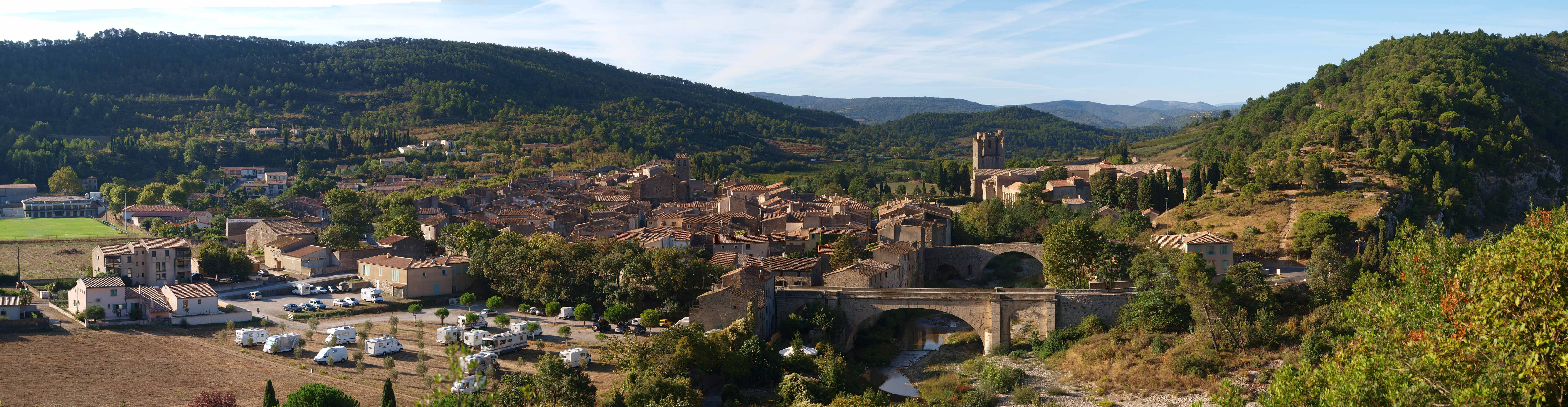 927-lagrasse-plus-beaux-villages-de-france-aube.jpg