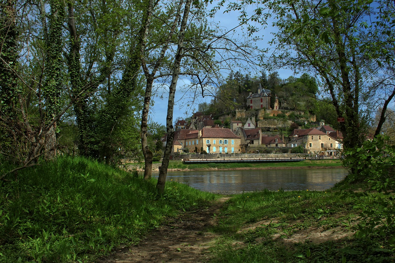 937-limeuil---plus-beaux-villages-de-france-dordogne.jpg