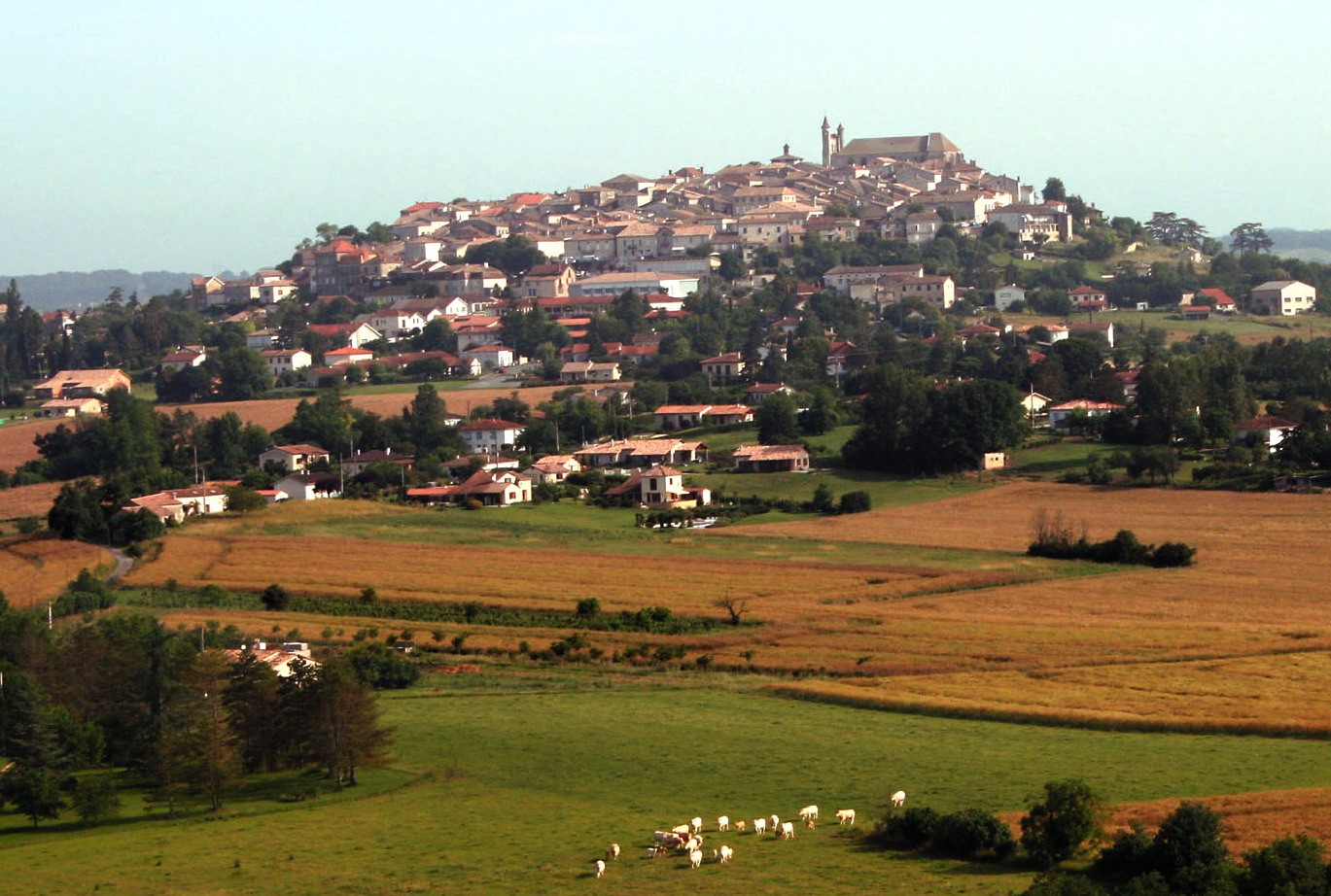 960-monflanquin-plus-beaux-villages-de-france-lot-et-garonne.jpg
