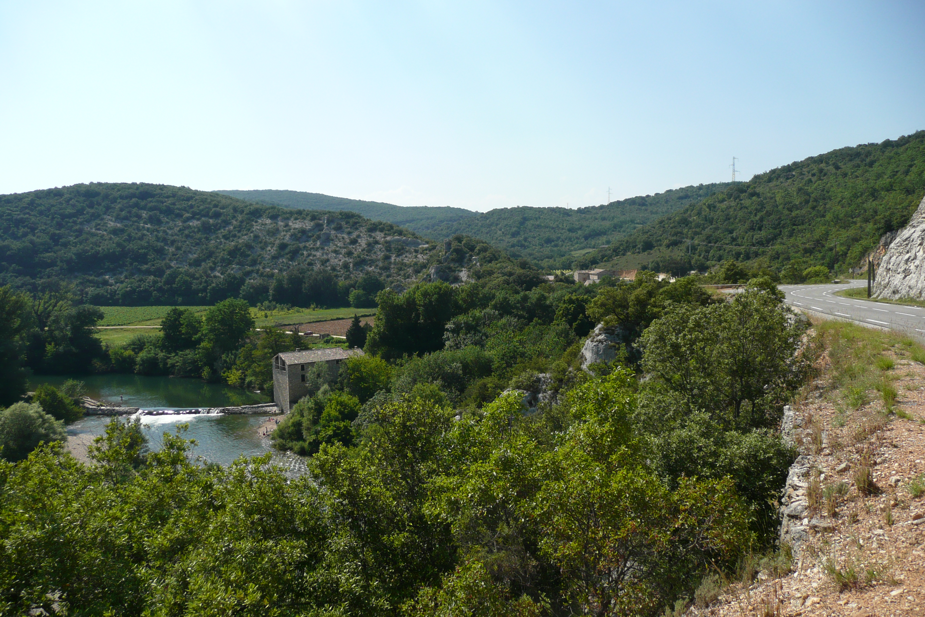 962-montclus-plus-beaux-villages-de-france-gard.jpg