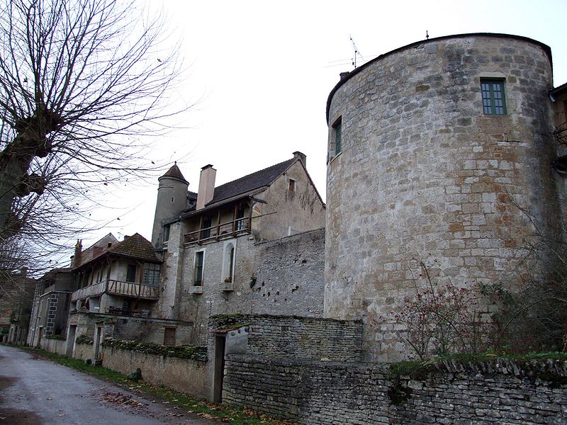 978-noyers-plus-beaux-villages-de-france-yonne.jpg