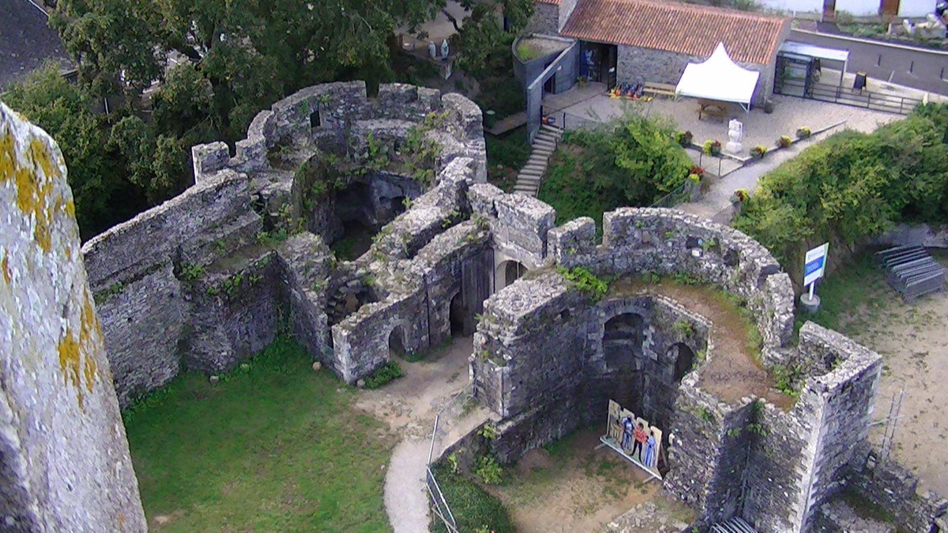 2130-chateau_d'oudon_loire-atlantique-bretagne.jpg