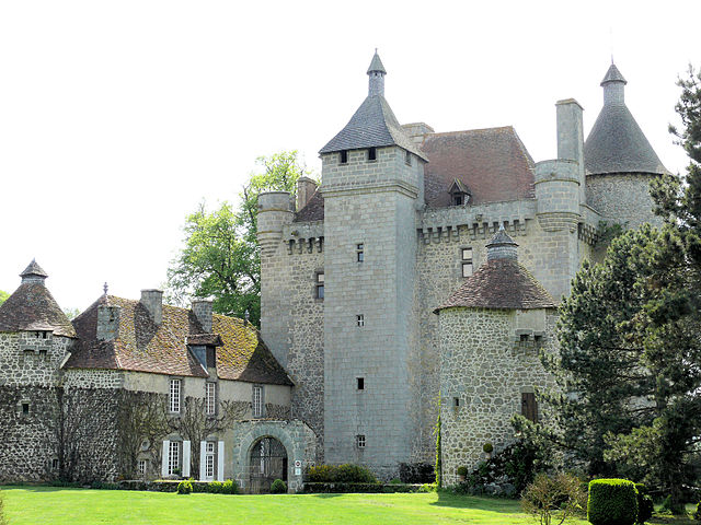 2139-chateau-medieval-villemonteix-saint-pardoux-creuse.jpg