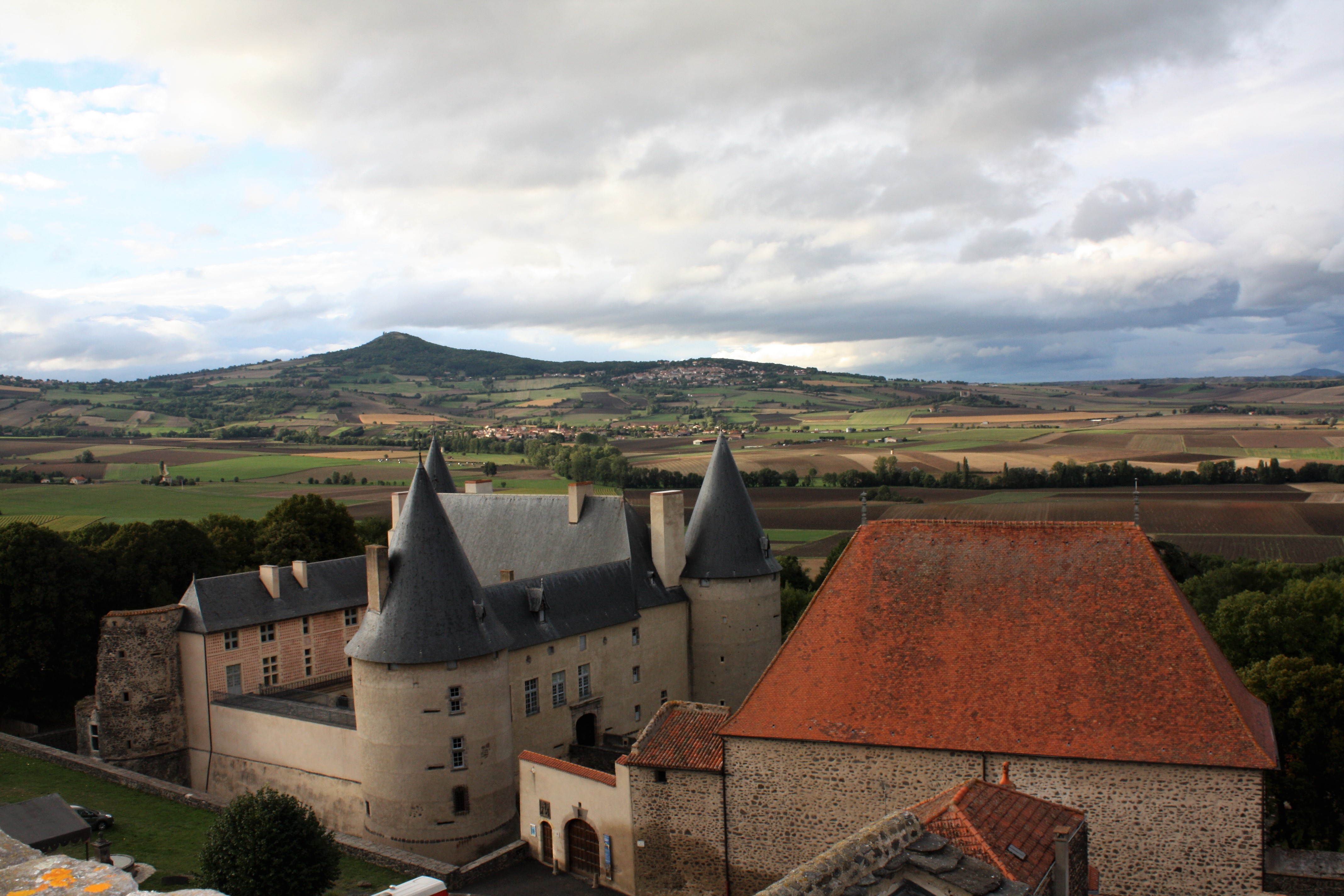 2189-villeneuve-lembron_63_le_chateau.jpg