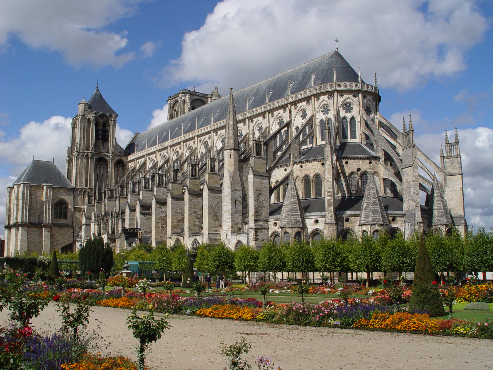 2237-cathedrale_saint-etienne_bourges_18.jpg