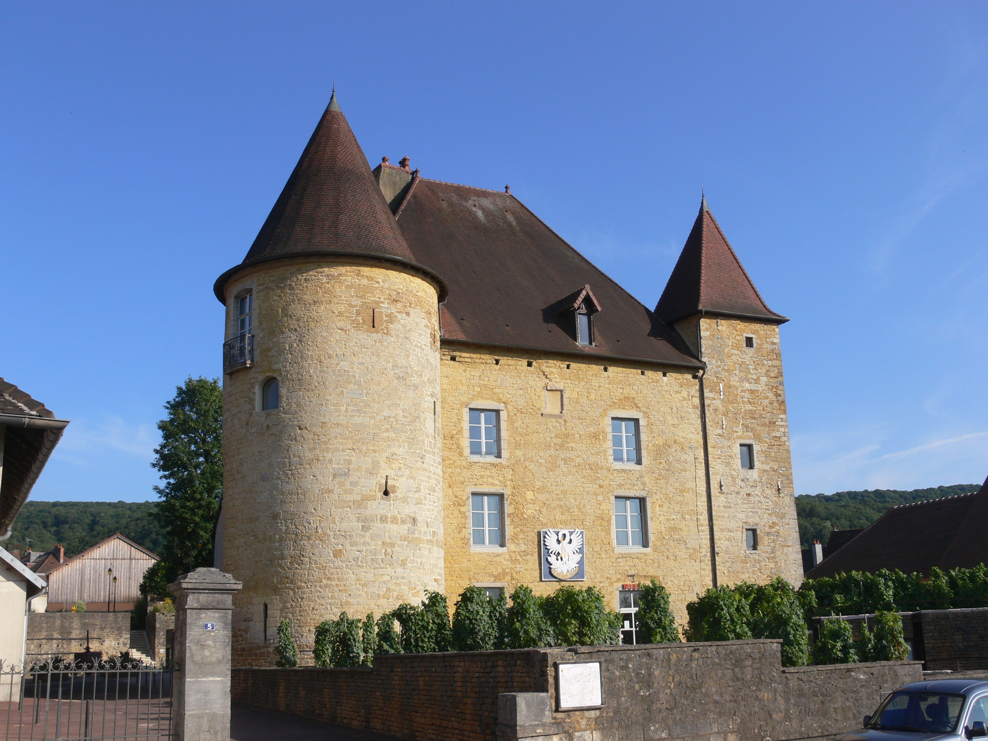 2279-arbois_chateau_pecauld_39_musee_vigne_vin.jpg