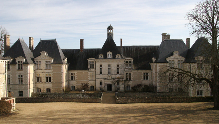 2397-chateau-de-marcilly-sur-maulne-37.jpg