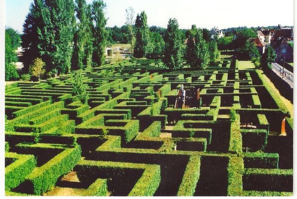2643-labyrinthe-le-minotaure-lot.jpg
