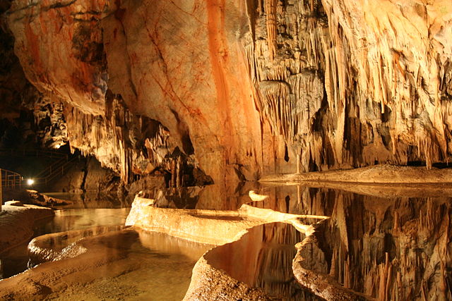 2681-grotte-d'arcy-1.jpg